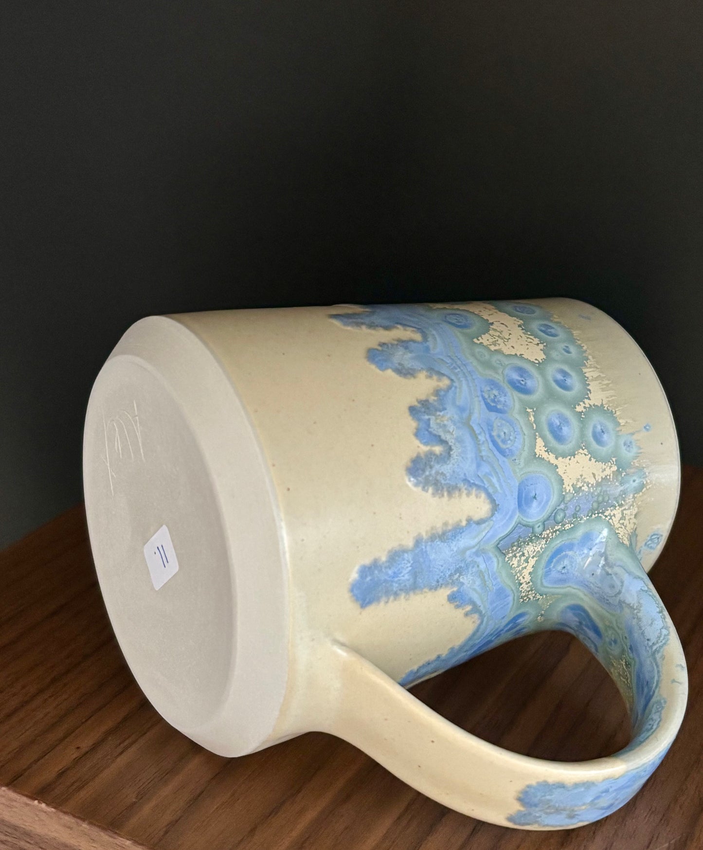 11. Mug