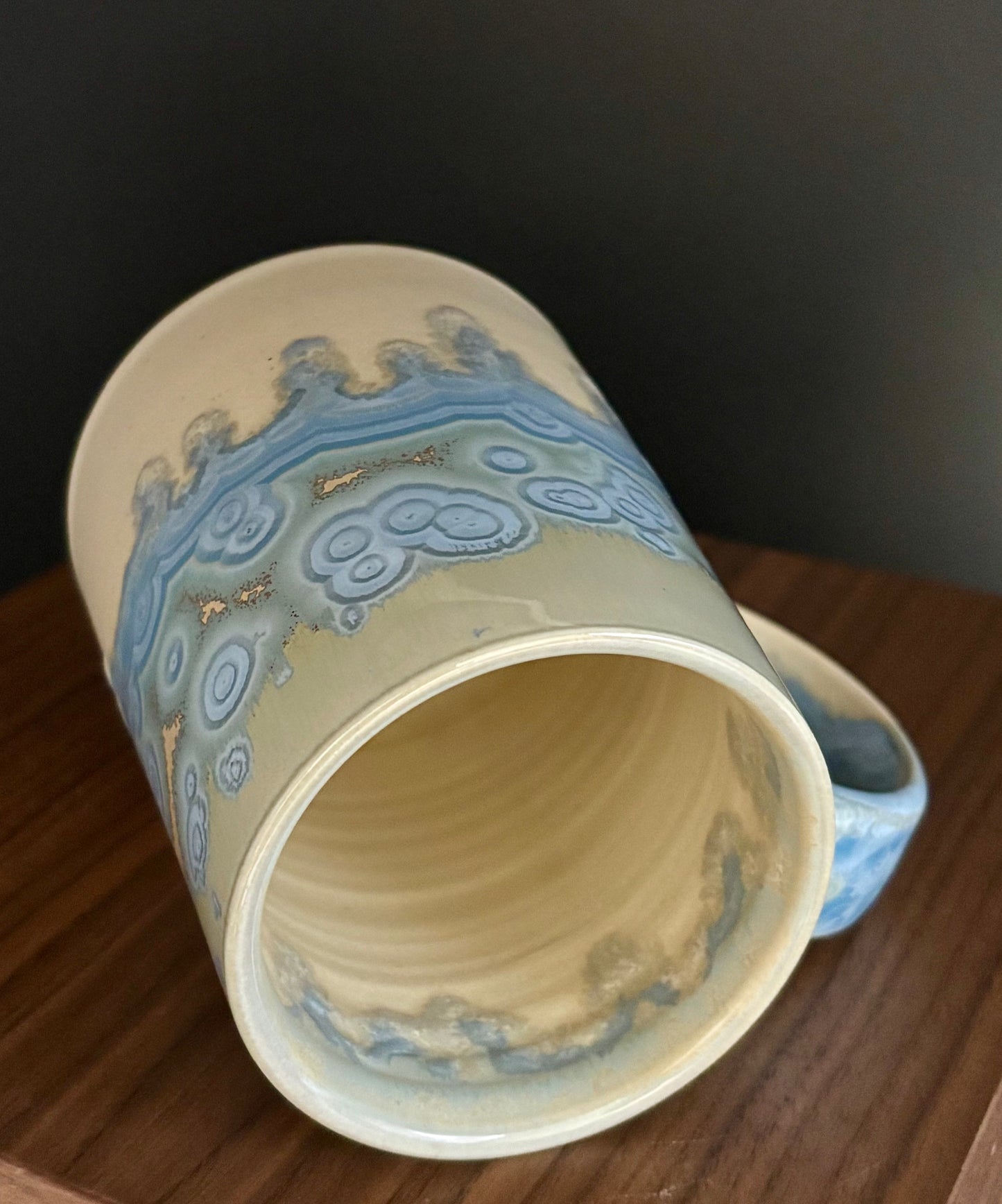 12. Mug