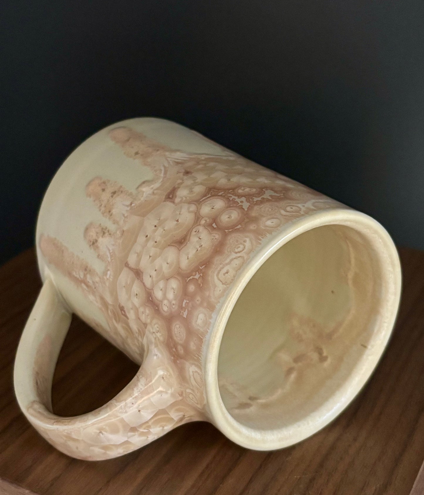 16. Mug