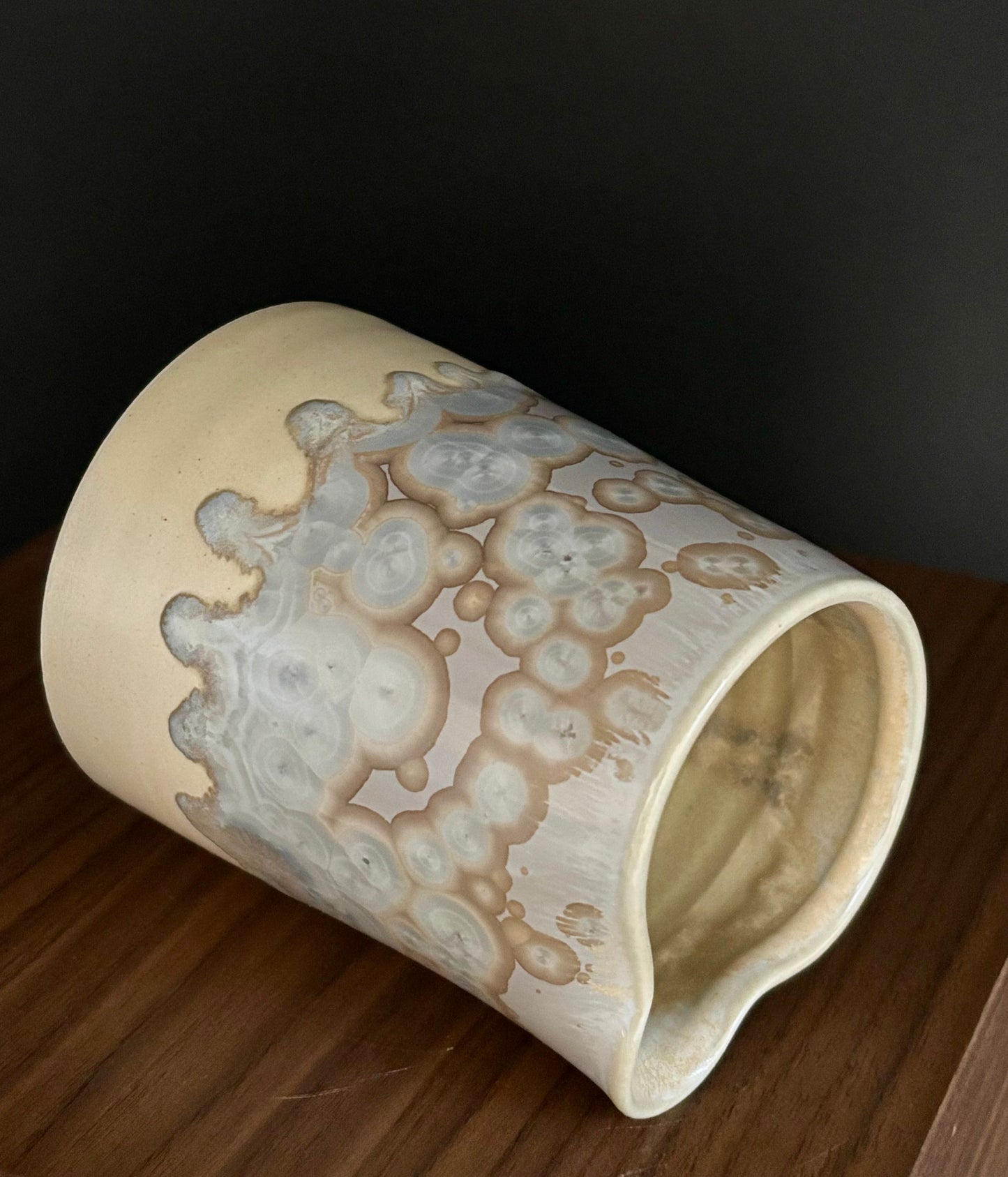 35. Creamer
